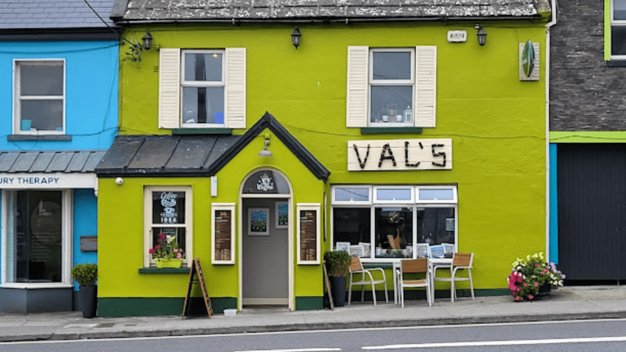 Val's Café Lahinch